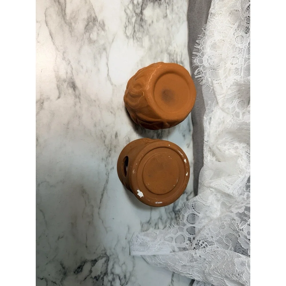 2 Unglazed Terracotta Pots 2.5